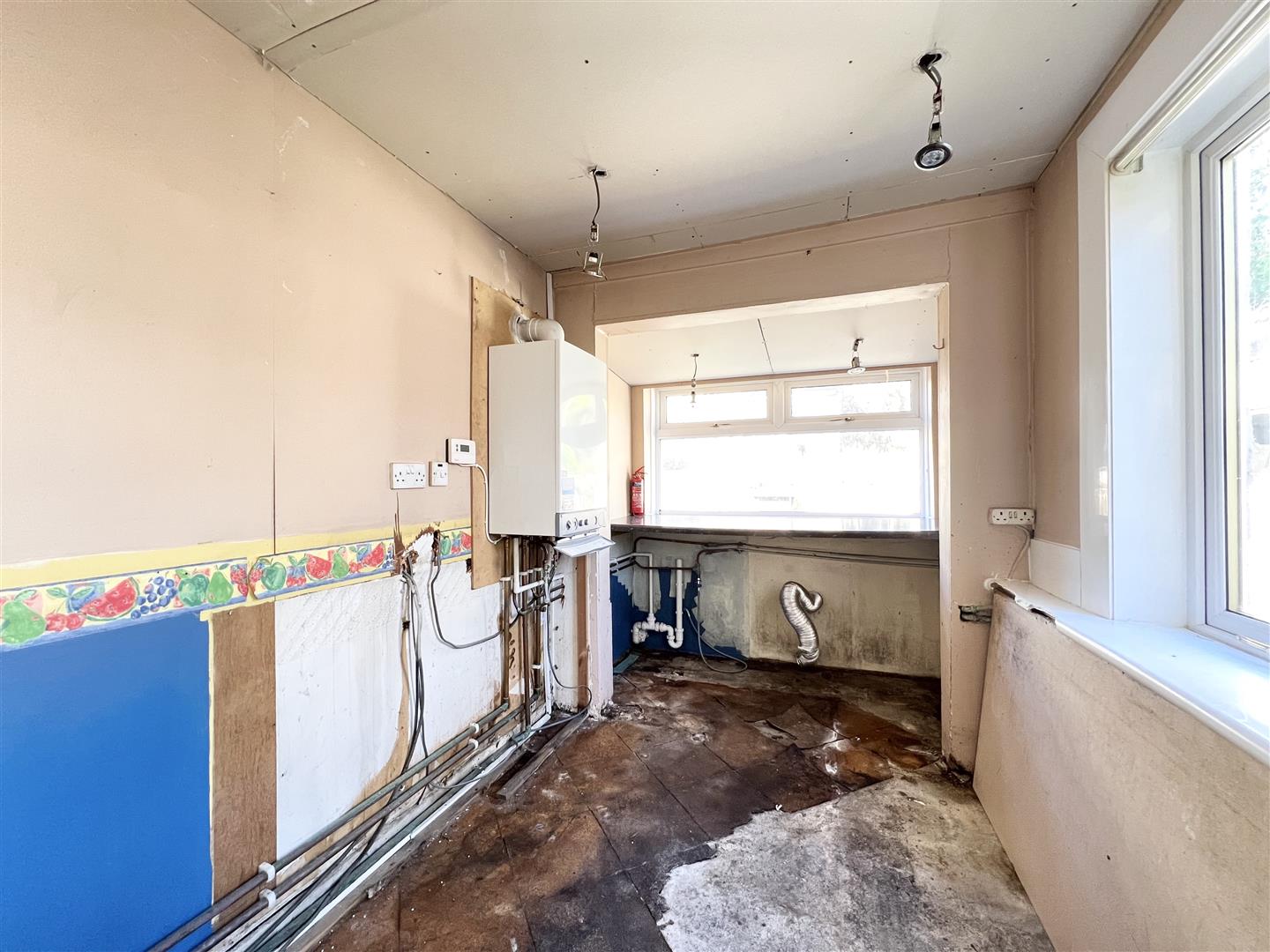 Woodhall Road, Calderbank, Airdrie Residence Estate Agents